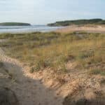 Playa de Latas e isla de Santa Marina